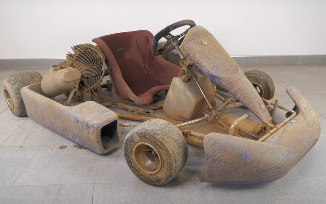 This abandoned, rusted-out go-kart just got brought back to life